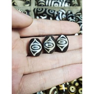 Feng shui Dzi 1.5cm BUDDHA'S EYE, rough body, meaning wealth, peace, luck Tibetan feng shui