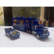 Diecast cars Lighting McQueen 95 Blue Mack truck children's toy