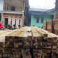 kayu kaso 5x7x400 iketan isi 72 batang