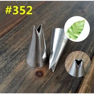 Cream Nozzle 352 Leaf