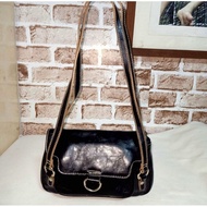 Black Leather Bag With Shoulder Loop (Nives)