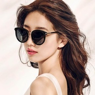 [Percuma 1Pcs Kaca Beg] Fw Versi Baru Korea Fesyen Wanita Cermin Mata Hitam Bingkai Bulat Cermin Mata Hitam Berwarna-Warni Personaliti Retro cermin Mata Hitam UV400 Kaca
