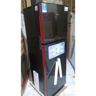 kulkas 2 pintu Aqua Japan d270