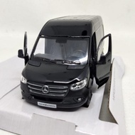 Kinsmart Mercedes Benz Sprinter