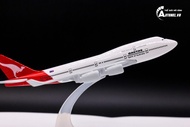 Mô hình máy bay Australia Qantas Boeing B747 16cm MB16003