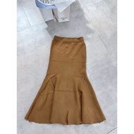 Yellow fishtail wool skirt
