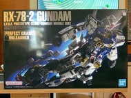 PGU 1/60 RX-78-2 GUNDAM +CLEAR COLOR BODY FOR RX-78-2GUNDAM