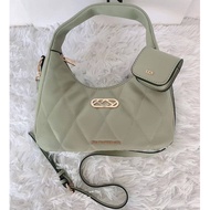 New กระเป๋าสะพายข้าง LYN รุ่นมีใบลูก Boston S หนังเเต่งหน้าลายตาราง พร้อมห้อยกระเป๋าใบลูก คอลใหม่ล่า