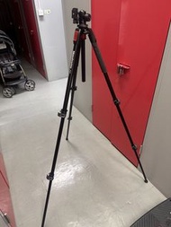 Manfrotto 190 tripod