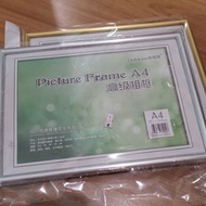 [Ready Stock. Reduce to Clear] Picture Frame A4 Size