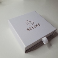 Seline jewelry box - jewelry box for necklaces, rings and bracelets