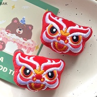 BAK 2024 Dragon Head Hair Clip Brooch New Year Lion Dance Plush Hairpin Cartoon Doll Badge Pin Bag Coat Sweater Scarf Decor Accessorie BA