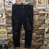 Amiri ripped jeans second