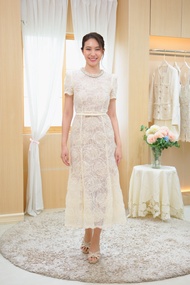 MG201-0725 : เดรสสีครีม Cream Tulle Lace Dress