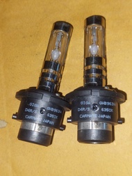 หลอดแต่งซีน๊อน แท้ JAPAN  GIGA  D4S D4R  6350K  แสงขาว   ใส่ได้ทั้ง D4S D4R  ราคาต่อ2 หลอด  มือ2ญี่ป