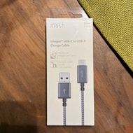 Moshi 全新Integra™強韌系列 USB-C to USB-A 耐用充電/傳輸編織線 (0.25 m)