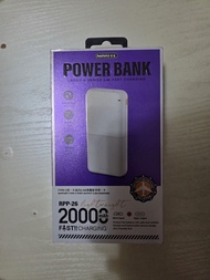 Remax 充電器