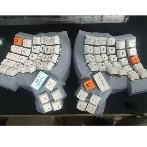68-keys Split Keyboard Curved Ergonomic Vial Key Modification Split Keyboard Customized Hot-swappabl