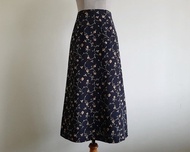 復古黑色碎花 A 字及膝裙 聚酯纖維 鬆緊腰圍 S M