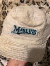 絕版 二手 古著  Florida Marlins MLB 佛羅里達 馬林魚 雙面 漁夫帽 size m 約57cm vintage cap