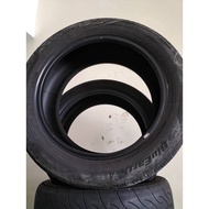 TYRE SECOND 215 55 17