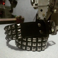 Eightball space pyramid 3row belt / punk belt / spike belt