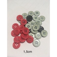 Plastic button size 1.5cm