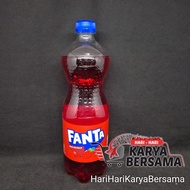 MINUMAN RINGAN BERKARBONASI FANTA STROBERI STRAWBERRY 1 LITER