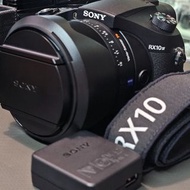 99%新 Sony RX10M4  RX10IV  4代 演唱會追星專用，not RX10 RX10II,RX10III