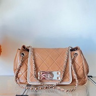 Chanel classic vintage 2.55 leather chain tote bag shoulder bag經典中古復古絕版香奈兒小香真皮鏈條手袋托特包旅行包大袋相機包奶粉包上膊#425