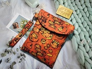 袋物系列-日本限量牛津布橘紅福神達摩不倒翁7.8吋電子書保護套--