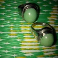 Cincin batu geliga ular/batu menyala