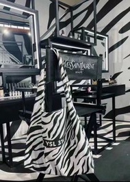 YSL 限量禮品黑白斑馬紋帆布袋 單肩袋 旅行袋 Tote Bag