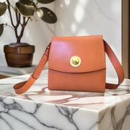 【特選貨品】Celine焦糖棕色按壓星球皮革豆腐單肩手袋側揹背小包