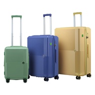 ★PIERRE CARDIN ★Expandable Spinner PET Trolley Case / Luggage