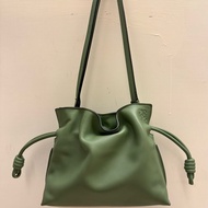 Loewe Flamenco 雲朵手拿包Mini size