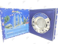 Malaysia Souvenir Plate KL Tower KLCC with Box and Leg Stand / Malaysia Souvenir pewter Plate ( Silv