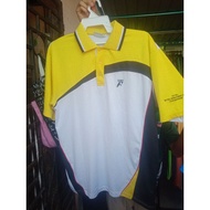 Baju t-shirt lelaki berkolar