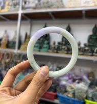 กำไลหยกเจไดต์ ทรงโดนัท ไซส์63.5 Natural Oil Green Lavender Jade Type A