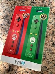 任天堂 Wii U 近全新盒裝瑪莉歐/路易士/碧姬公主紀念款原廠手把/搖桿/控制器 內建動感強化器M+手繩 /Wii可用