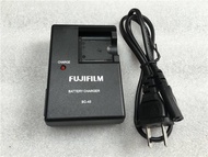 Suitable for Fujifilm NP45 NP-45A battery camera charger J105 JV155 250 255 205