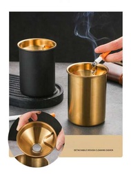 金/銀不鏽鋼防風煙灰缸，漏斗設計可捕捉煙霧並防止灰燼落出。耐熱和防火。適用於酒吧、汽車、家庭、辦公室、酒店和餐廳使用。