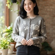 1890 Knitted Cardigan Rose Pattern