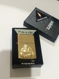 ZIPPO 29626 LAUGHING BUDHA EMBLEM. - GHOSTORE7