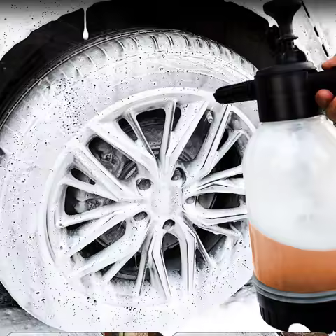 2L large capacity foam car wash spray bottle thickened manual pressure spray bottle powerful car was