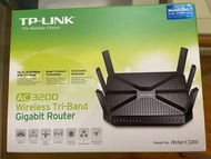 TP Link Tri-Band Gigabit Router C3200 路由器