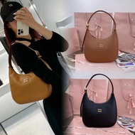 MIUMIU/Muu New Product hobo Bag New Size Large Underarm Crescent Bag Limited Edition hobo Underarm B