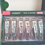 Gunting kuku motif aukey tanggung