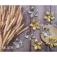 2PC Iron Flowers
