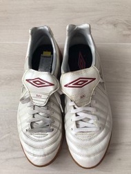Umbro 足球鞋